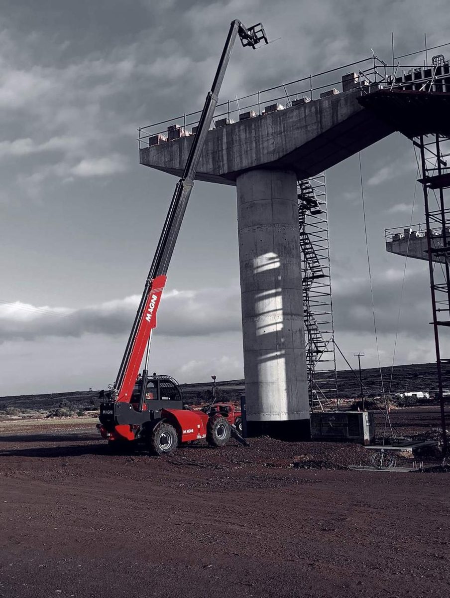 Magni TH 6.20 on a bridge deck construction